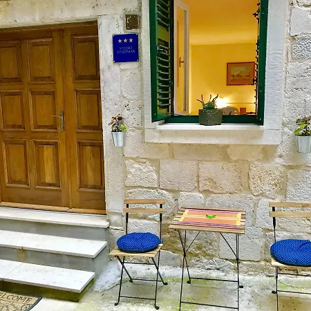 Sibenik Old City Studio Apartment *