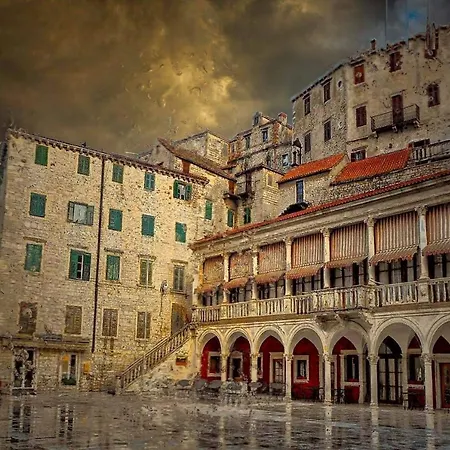 Sibenik Old City Studio Apartment